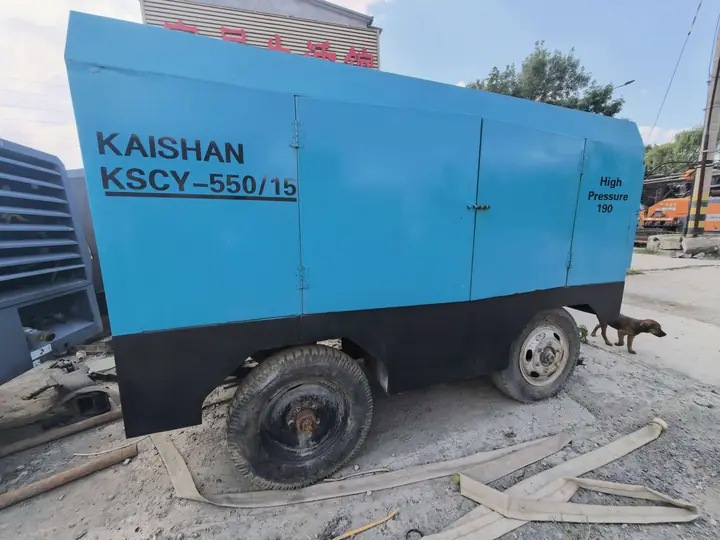 Kaishan KSCY-550/15 · CR-049 · Exterior and running gear