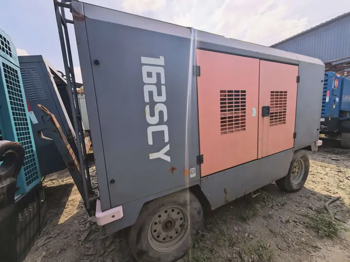 Zhigao 162SCY · CR-051 · Exterior and running gear